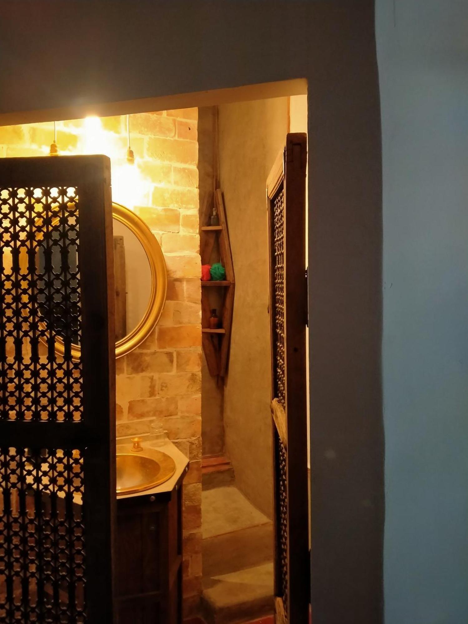 Cote Fontaine Hotel Orange  Luaran gambar