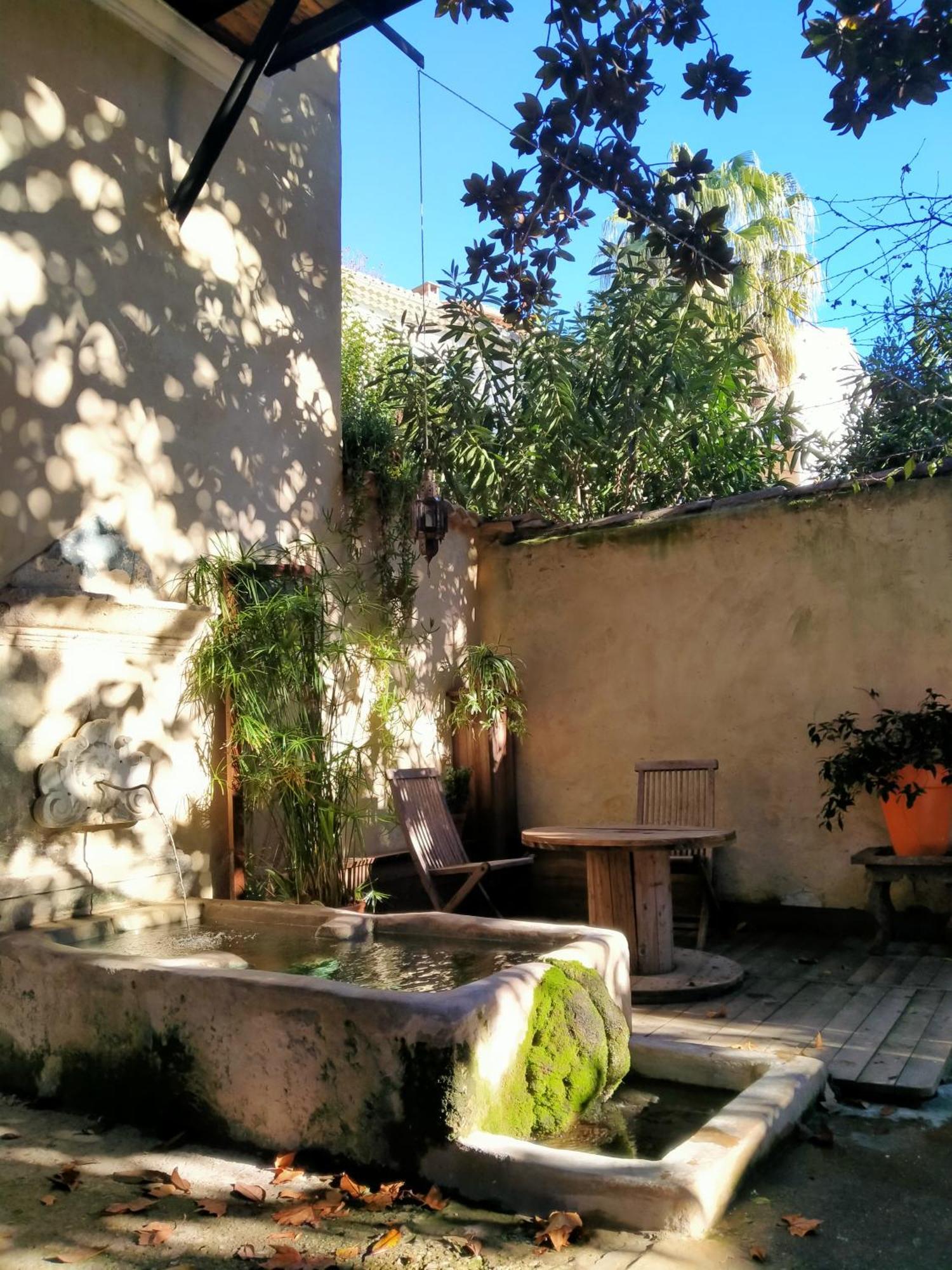 Cote Fontaine Hotel Orange  Luaran gambar